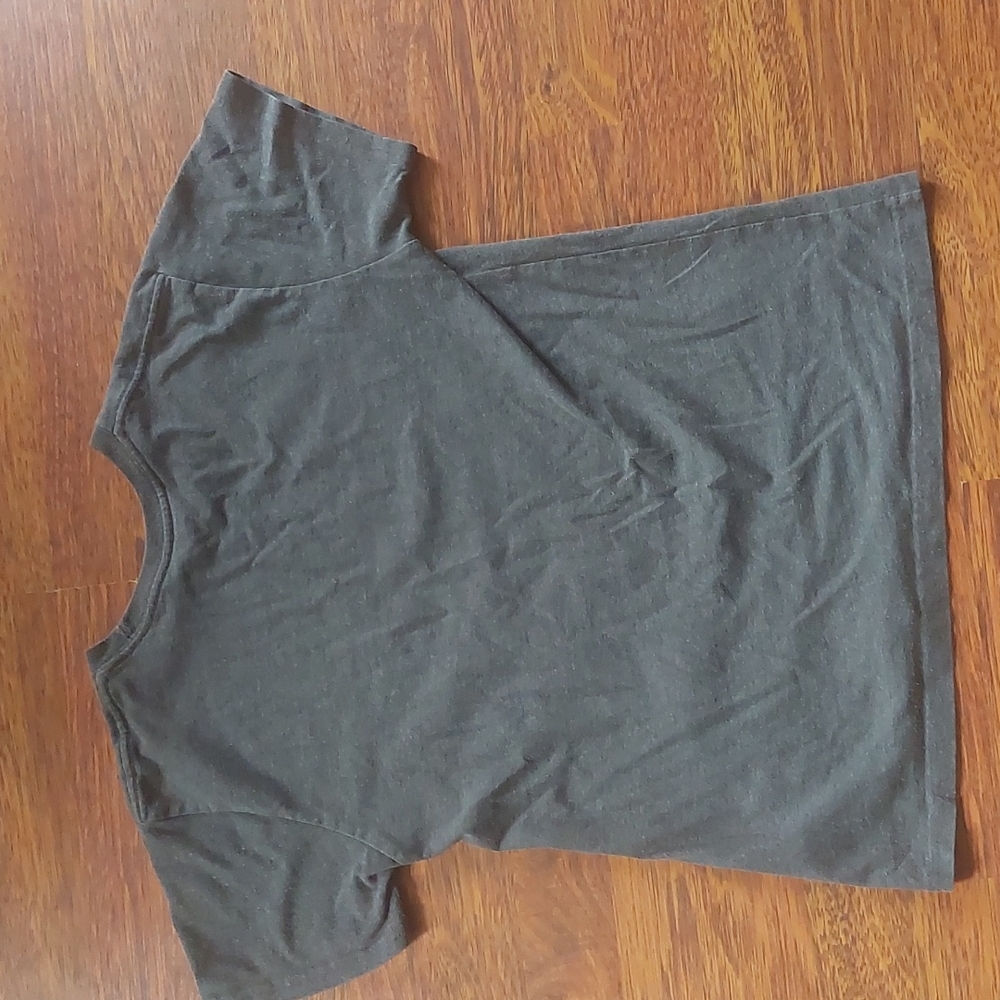 ✨️3/10$✨️Mickey‎ tee - Picture 4 of 4